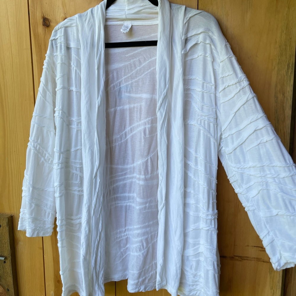 WHITE CARDIGAN 🤍